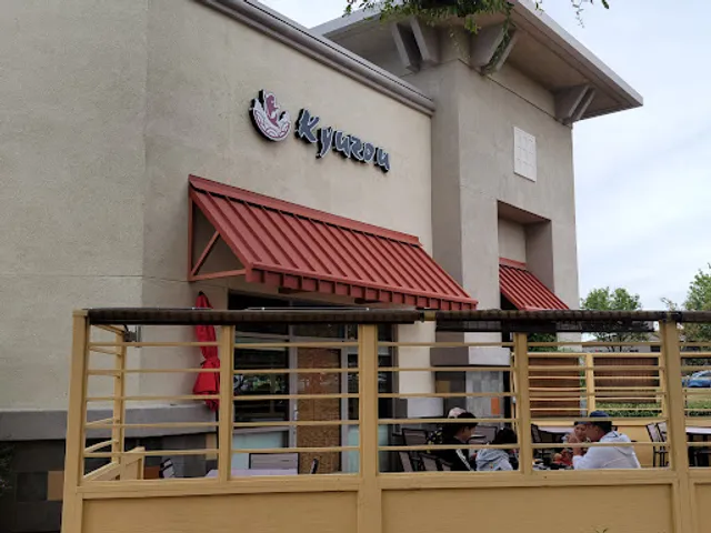 Kyuzou Sushi & Ramen