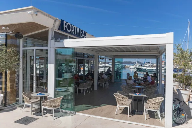 Forty Bar Coffe&food