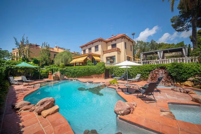 Habitaciones en Villa SXX