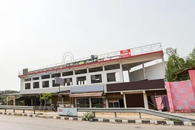 OYO Flagship Hotel Highway Inn