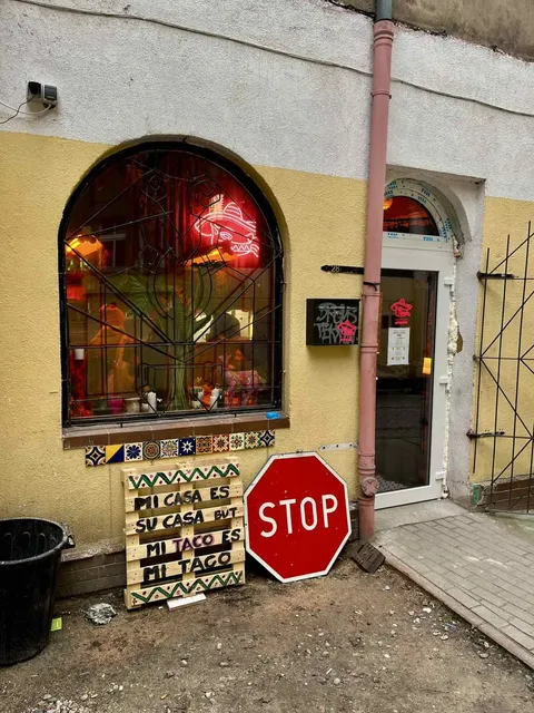 El Patio Tacos & Amigos