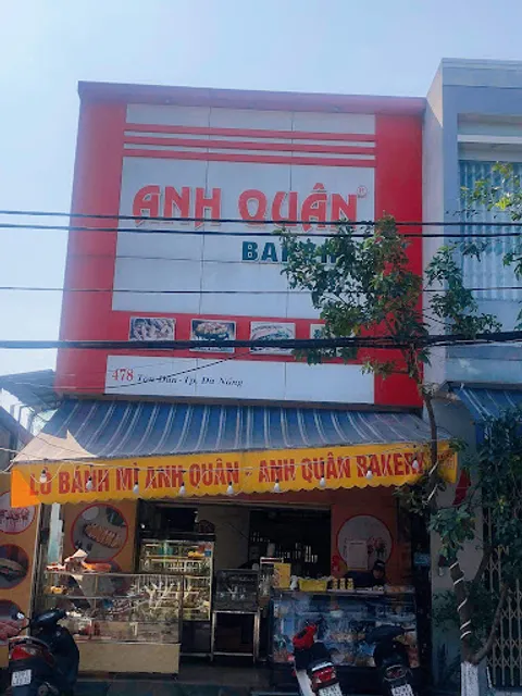 Anh Quân Bakery