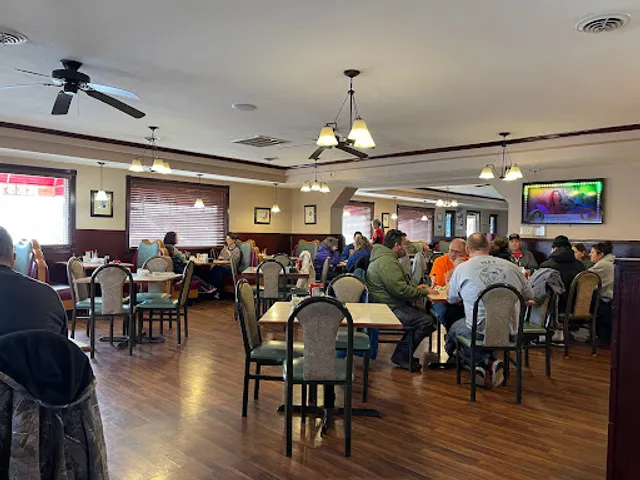 Red Apple Family Restaurant