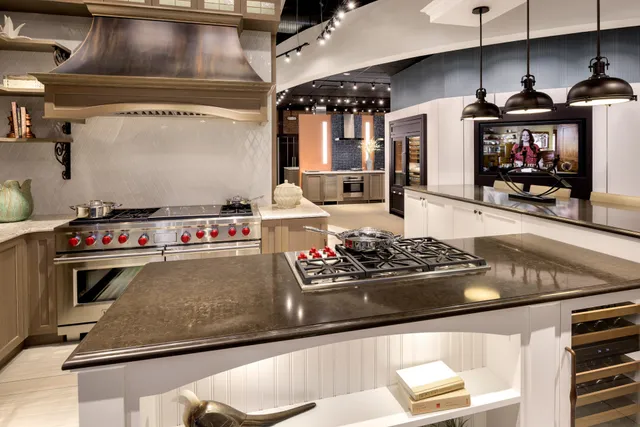 Sub-Zero, Wolf, and Cove Showroom