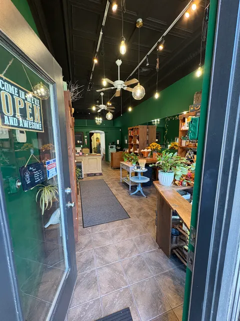 Dovetail Apothecary of Beauty