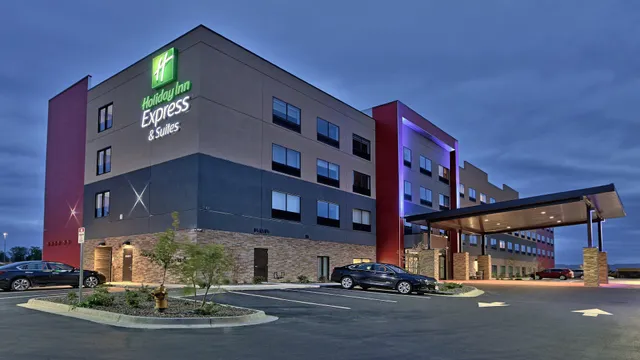 Holiday Inn Express & Suites Denver Northwest - Broomfield by IHG