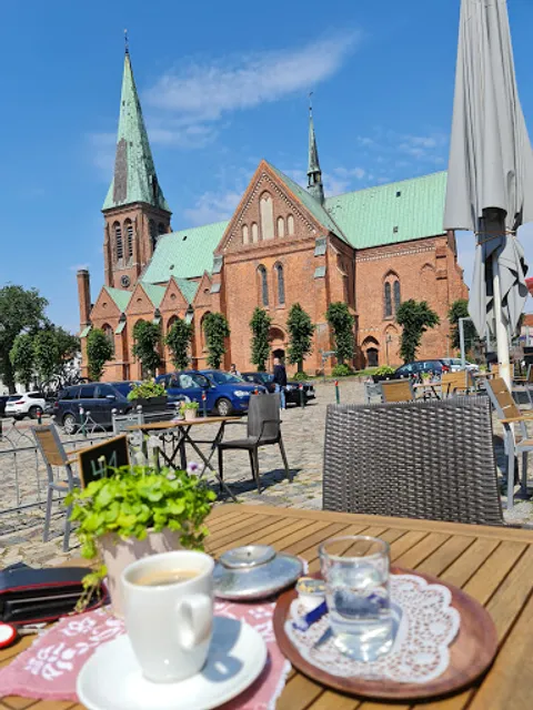 Dom-Cafe Inh. Sarah Dreier