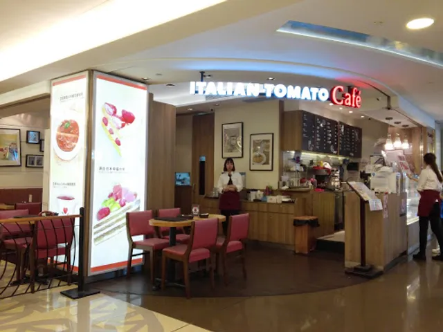 Italian Tomato Café