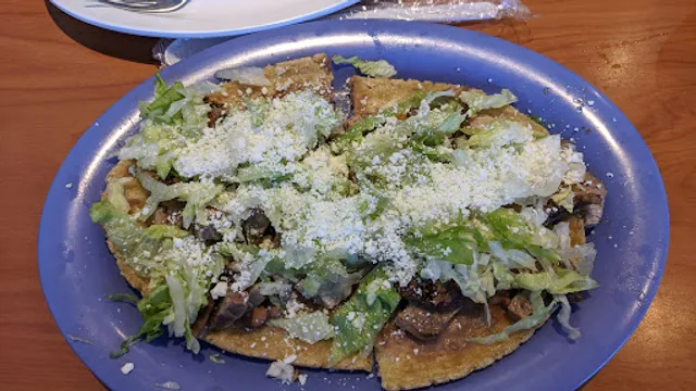 Huaraches Y Quesadillas Chayito