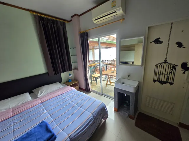 Baan Malee (บ้านมาลี)