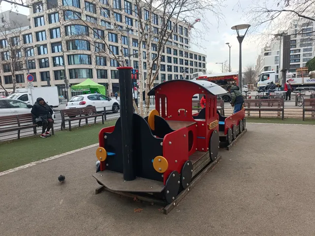 Aire de Jeux Marie-Madeleine FOURCADE