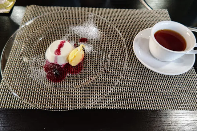 オステリアヤスダヤ