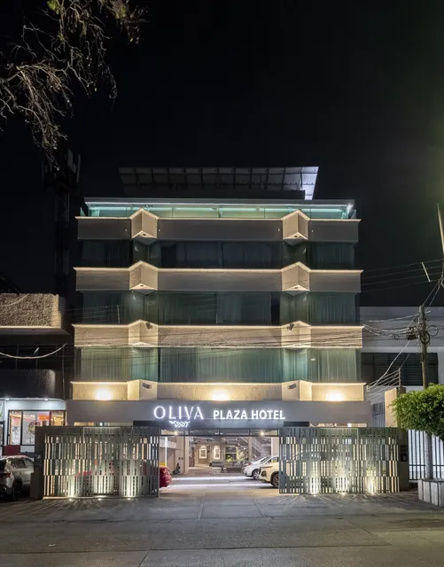Oliva Plaza Hotel