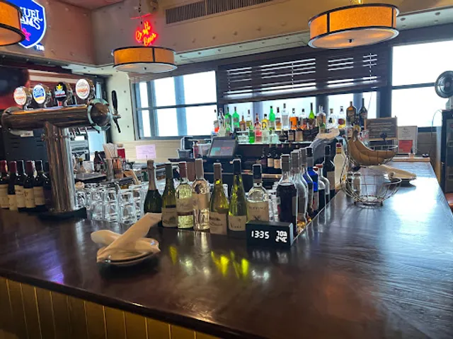 Dan Ryan's Chicago Grill