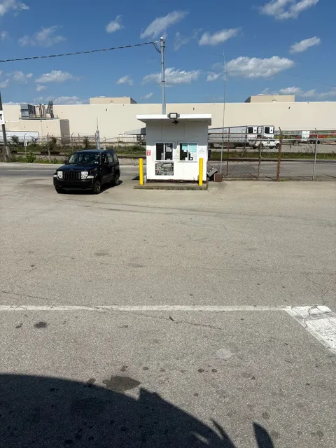 Unfi Distribution Center