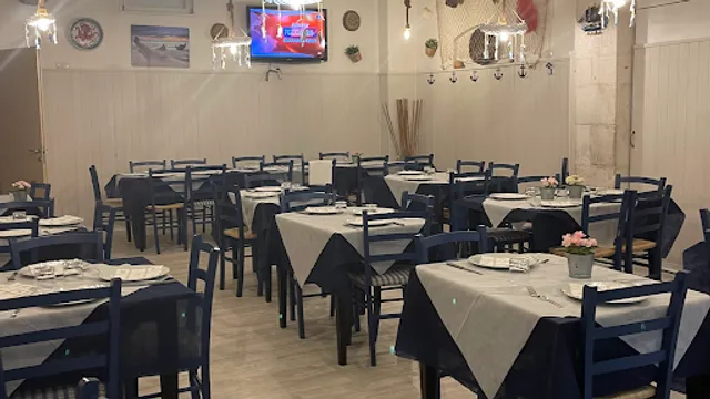 fried food shoop and pizzeria " Il Veliero"