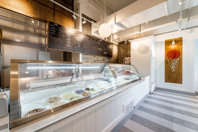 Bright Ice Scoop Shop Water St