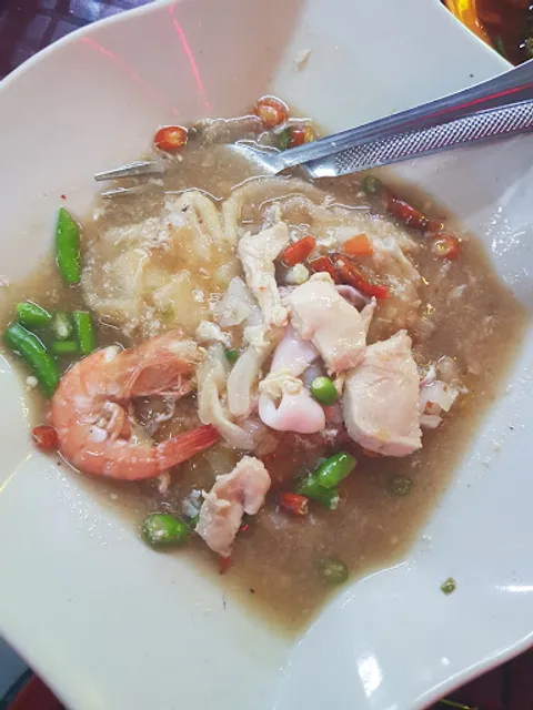 F4 Tomyam & Sea Food