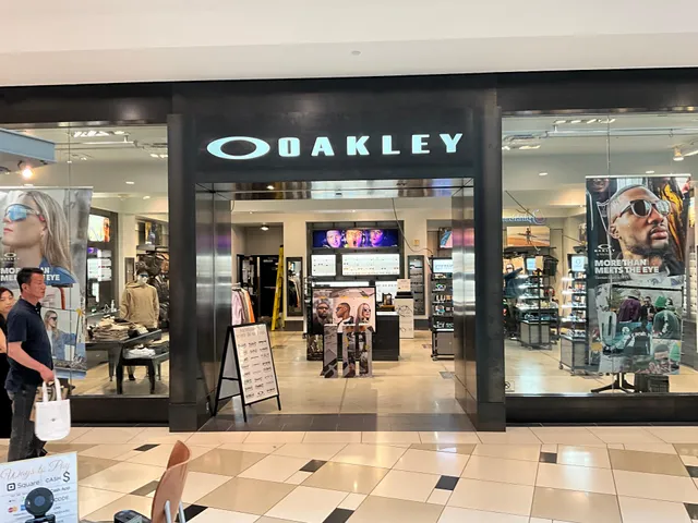 OAKLEY