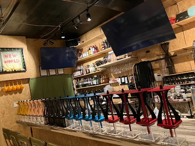 SHISHA CAFE&BAR MW KOKUSAI St. Shisha shop open 21 hours a day from 9am to 6am