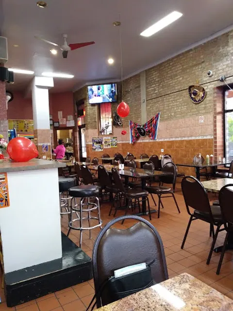 El Burrito Feliz Restaurant