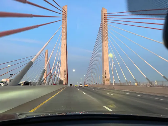 Kosciusko Bridge Walkway & Bike Path