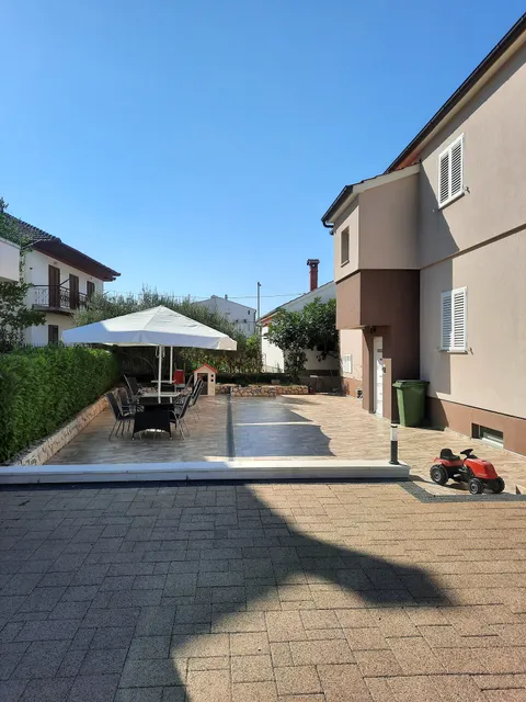 Apartments Villa Visnjik