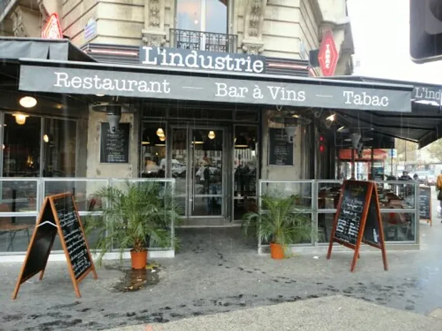 L'Industrie | Café Restaurant