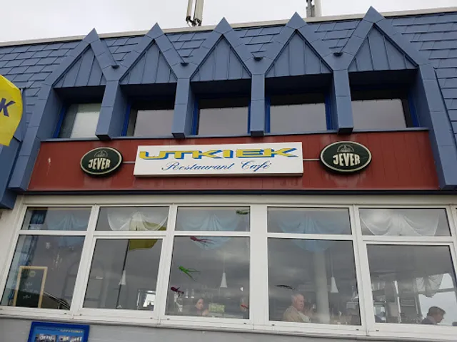 Utkiek Restaurant, Cafe und Ferienwohnungen
