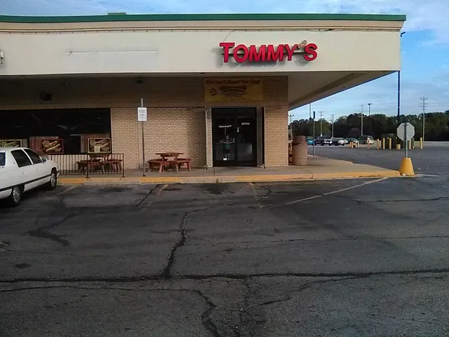 Elmwood Plaza Shopping Center