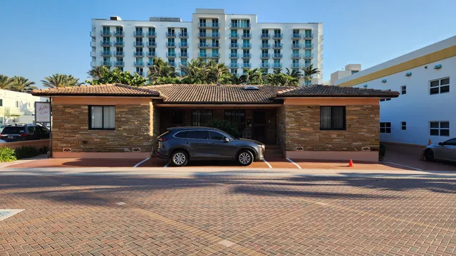 Bella Vista Apartments