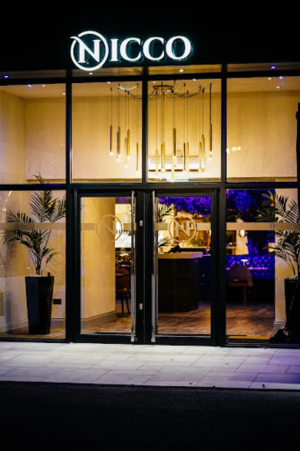 Nicco Restaurant & Bar