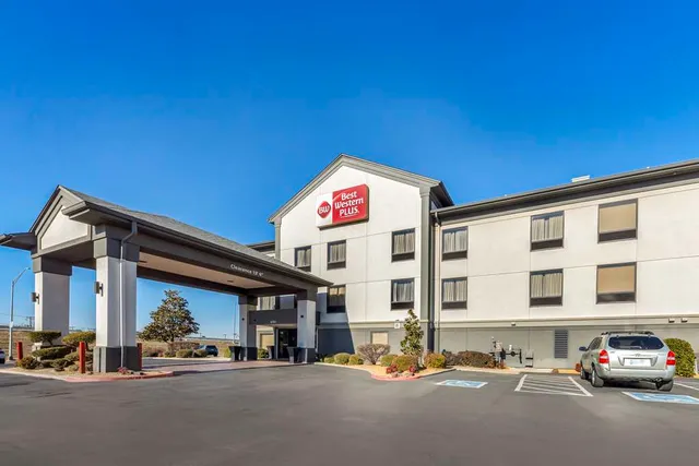 Best Western Plus Midwest City Inn & Suites