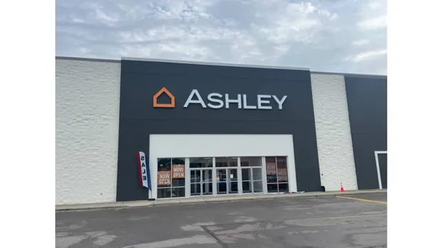Ashley Store + Outlet