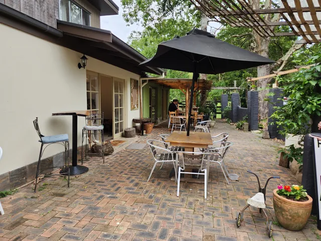 Currumbin Valley Rock Pool Cafe and Store