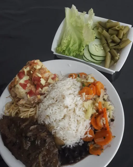 La Confraria Restaurante - Marmitas e Assados