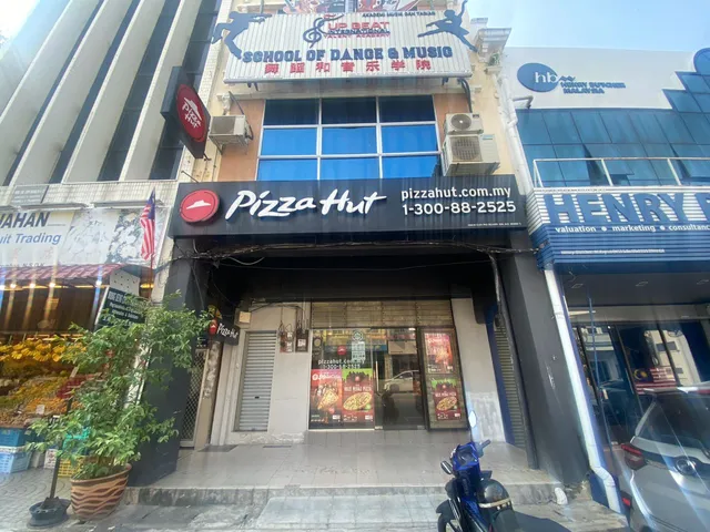 Pizza Hut