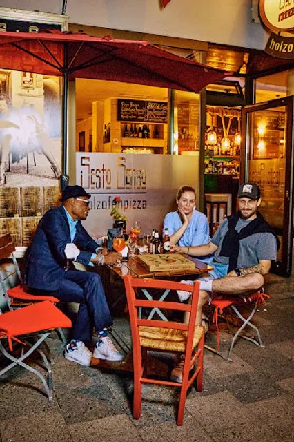 Sesto Senso Holzofen Pizza Bar