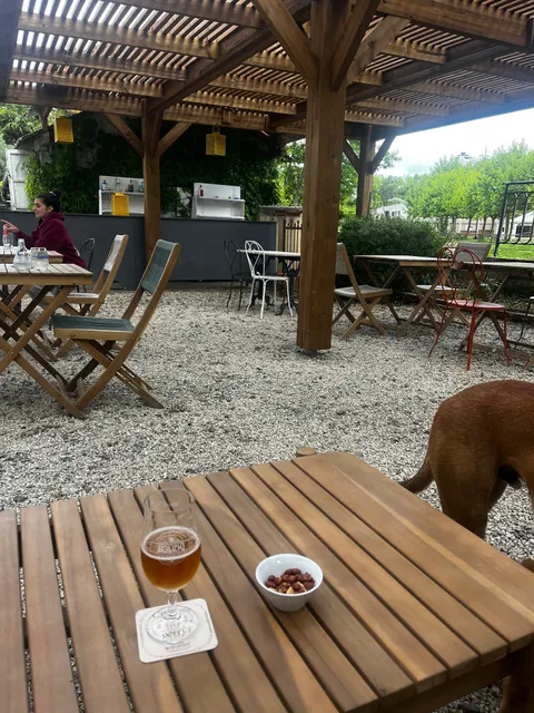 Chez Léonie Bar Hôtel Restaurant