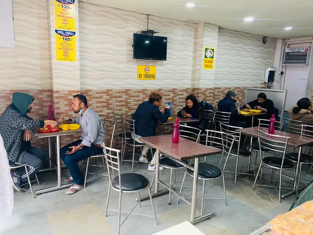 UNIQUE's VEG Restaurant