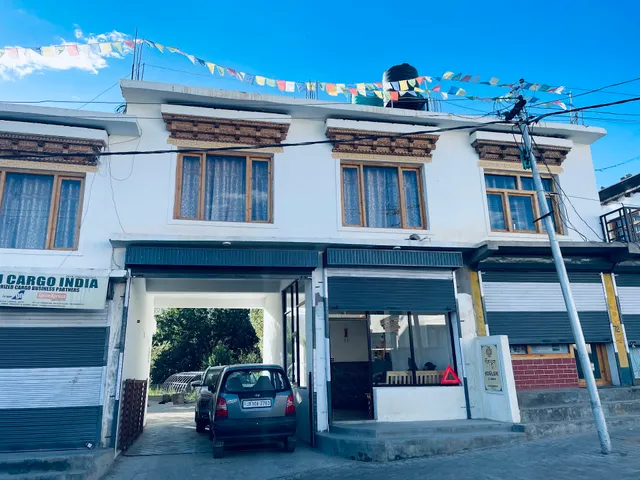 Kogluk Guest House ཀོག་ལྷུག།