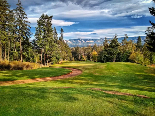 Hood River Golf Course
