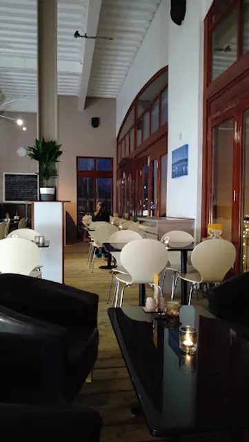 On The Bay Restaurant