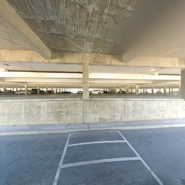 5060 N Montclair Plaza Ln