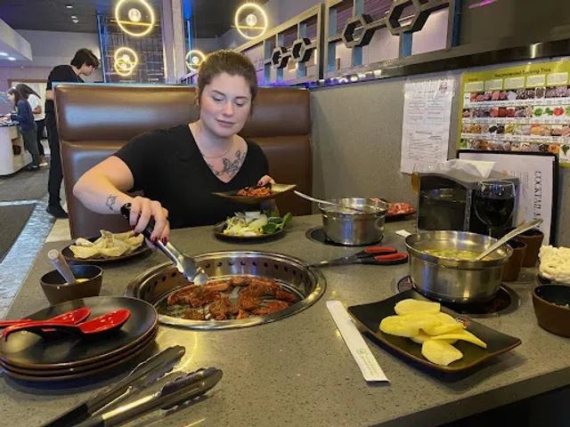 K-BBQ & Hot Pot