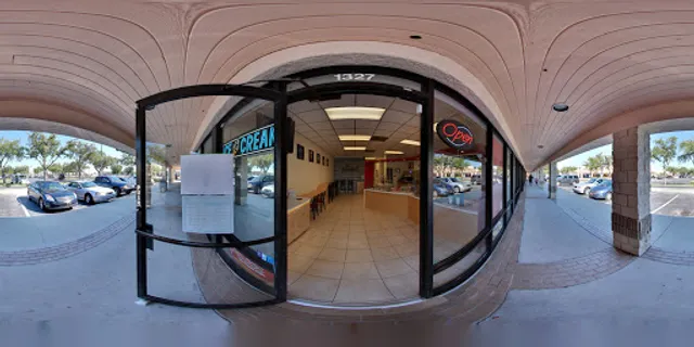 Coquitos Ice Cream & Cafe Shop Kissimmee