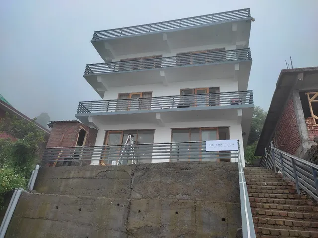 Madpackers Dharamkot (McLeodganj)