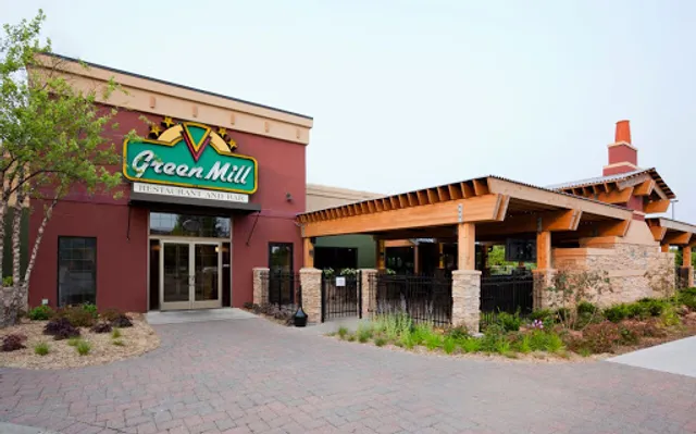 Green Mill Restaurant & Bar