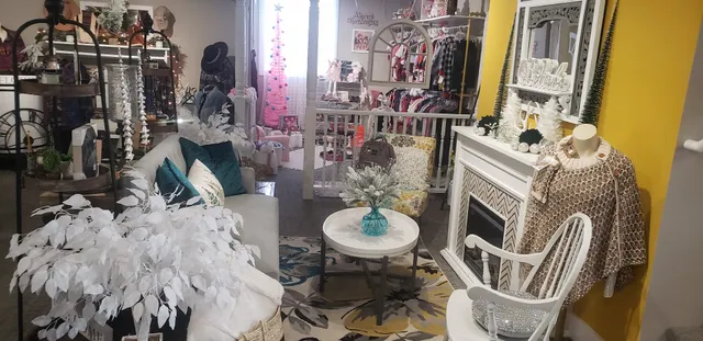 Square Side Boutique