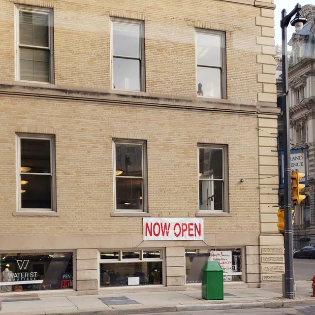 Water St. Boutique | An Upscale Clothing Resale Shop